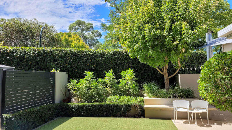 Hire the best gardening services by the best local gardener in Perth's northern suburbs.